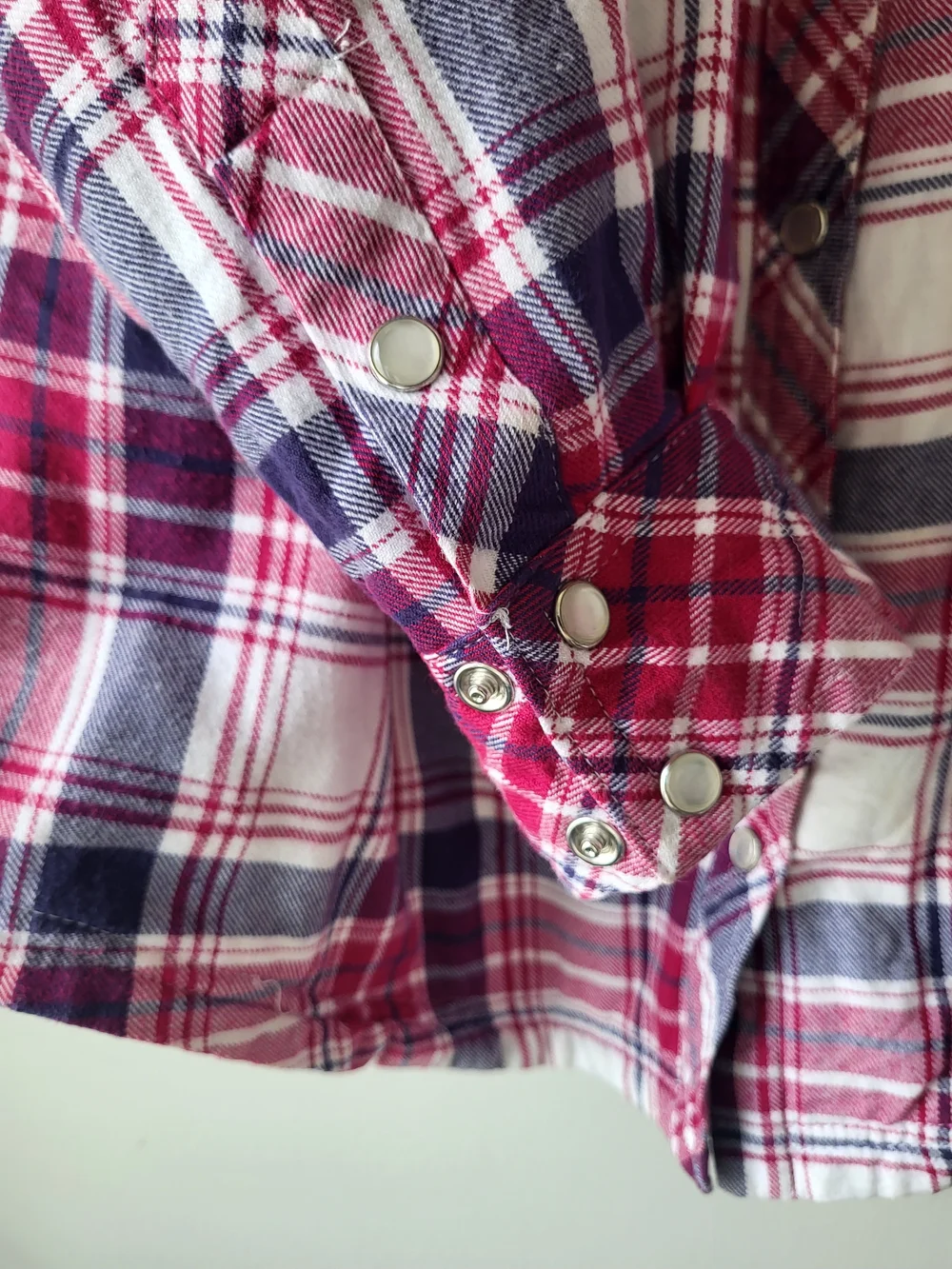 Lady Hathaway Red Plaid Button-Down Lined Cozy Countryside Shirt Jacket - Picture 5 of 14